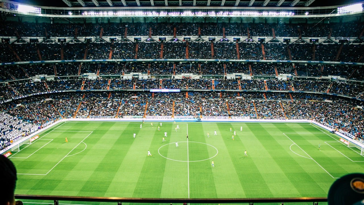 Real Madrid Live Guide 2026-2027: Rivalries, Best Seats & Verified Tickets